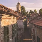 Amazing Castle House בית נופש *