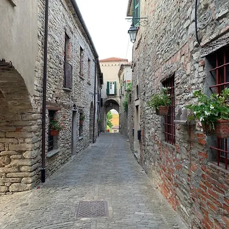 Amazing Castle House * Mombaldone